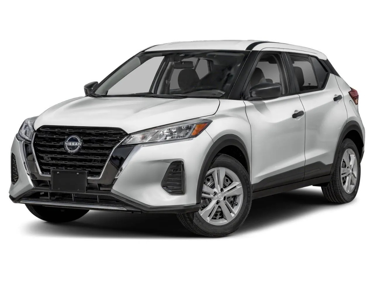 White 2023 Nissan Kicks SR for sale in Des Moines, IA