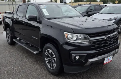 Photos of 2021 Chevrolet Colorado 4WD Z71 for sale in Des Moines, IA at Capital City Motor Company