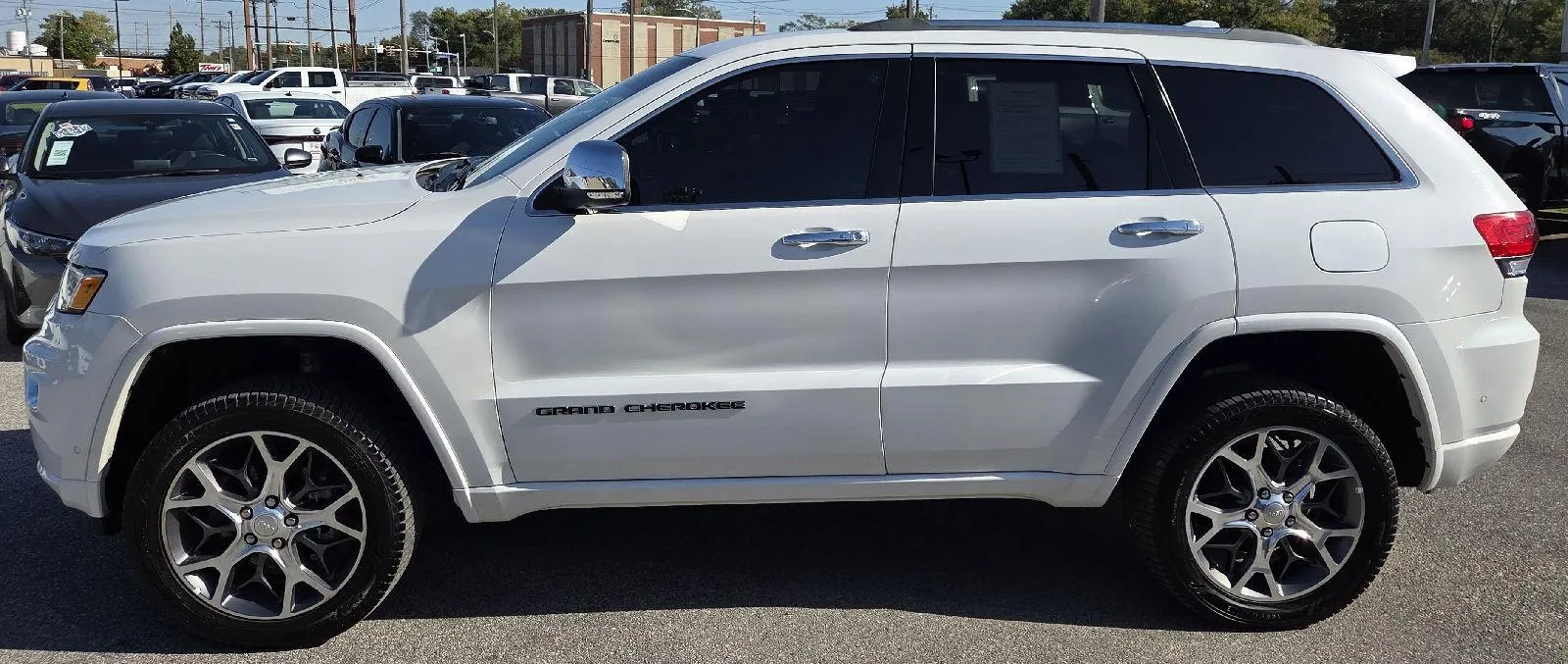 2019 JEEP GRAND CHEROKEE Overland photo 5