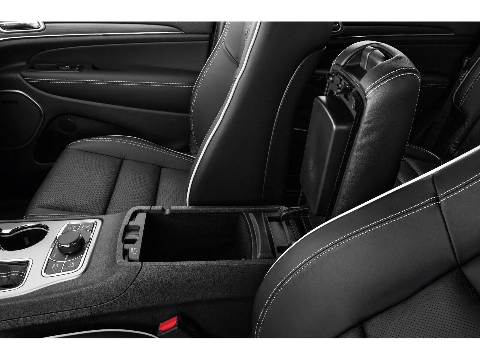 Jeep Grand Cherokee photo 9