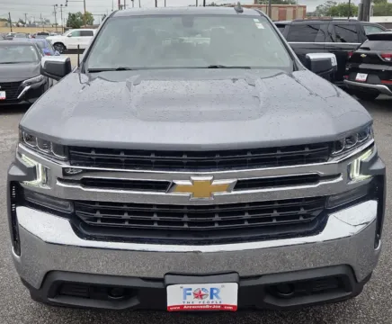 Another view of 2021 Chevrolet Silverado 1500 LT for sale in Des Moines, IA at Capital City Motor Company