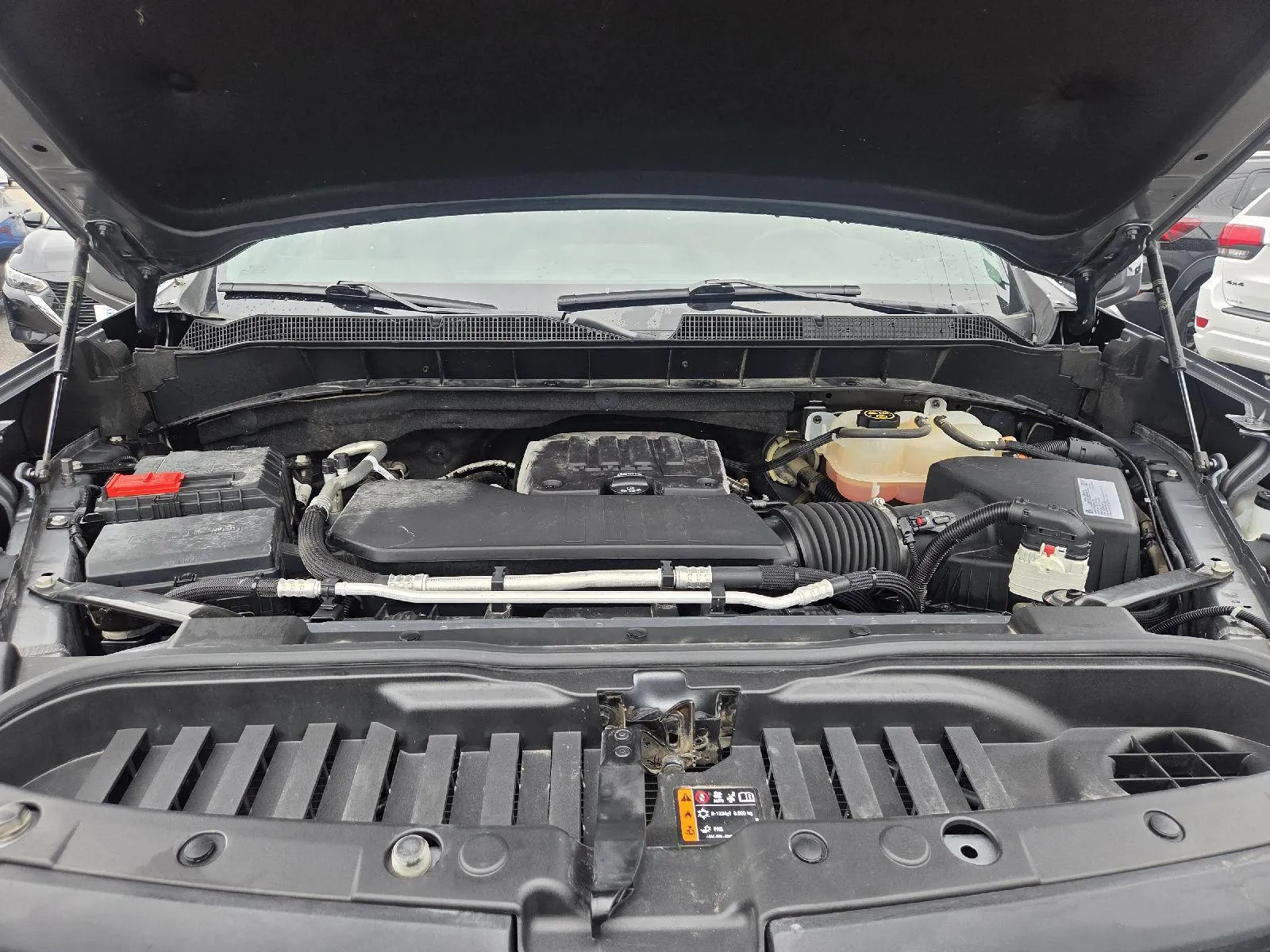 Chevrolet Silverado photo 4