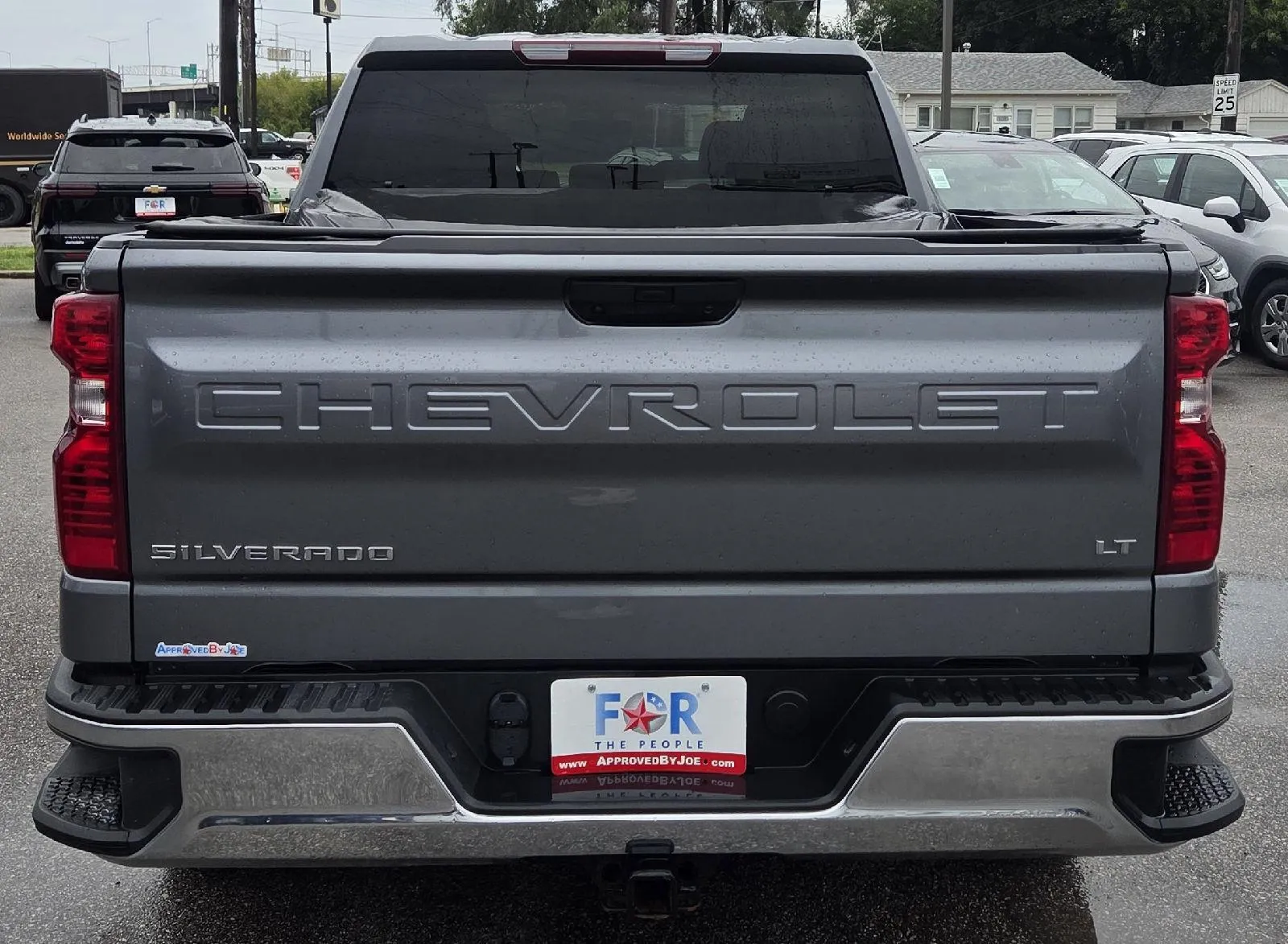 Chevrolet Silverado photo 9
