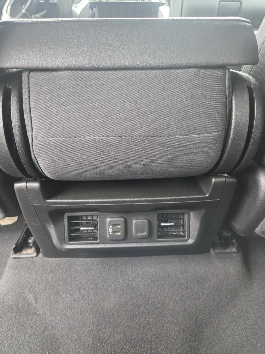 Chevrolet Silverado photo 15