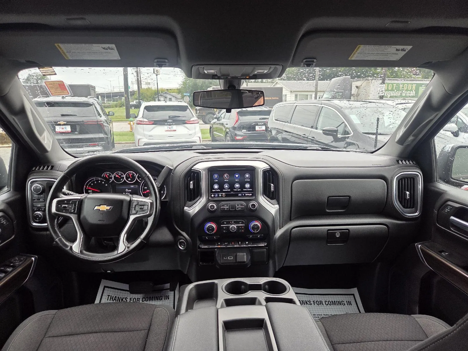 Chevrolet Silverado photo 16