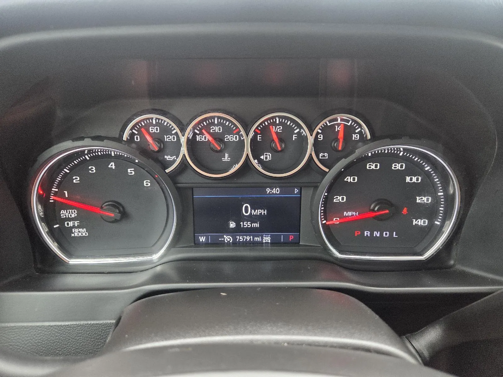 Chevrolet Silverado photo 18