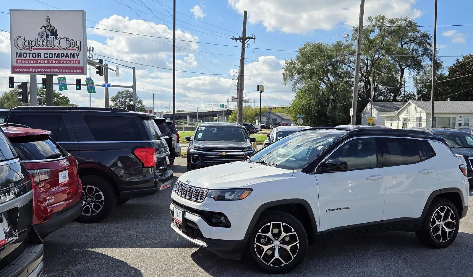 White 2024 Jeep Compass Limited for sale in Des Moines, IA