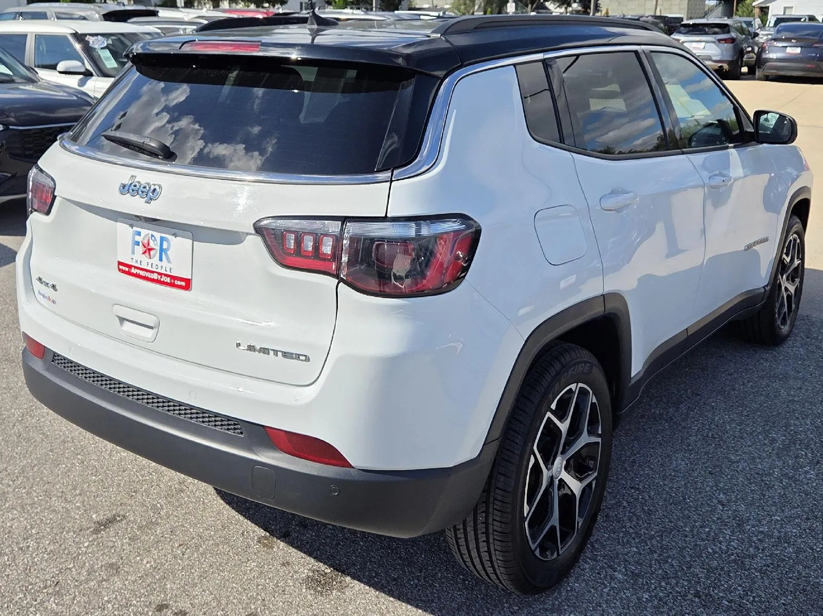 Jeep Compass photo 8