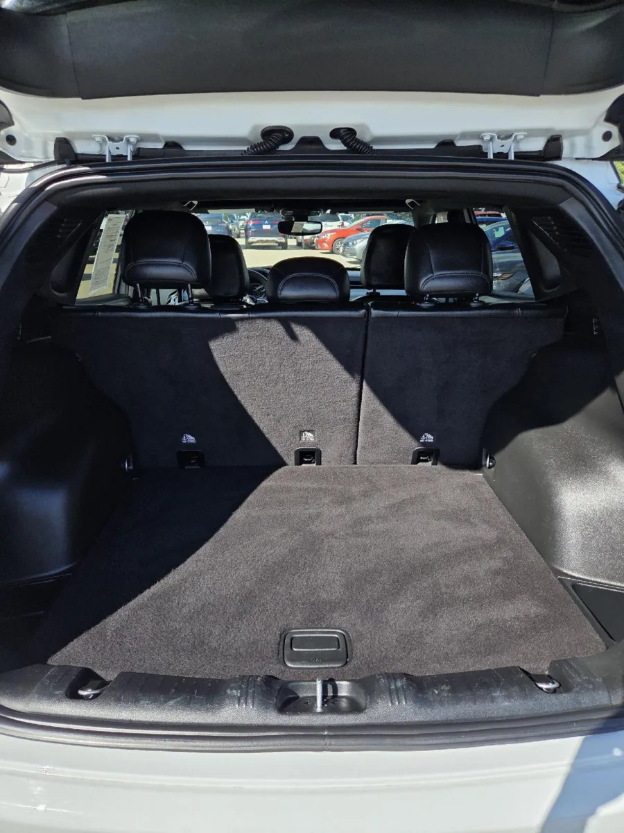 Jeep Compass photo 11