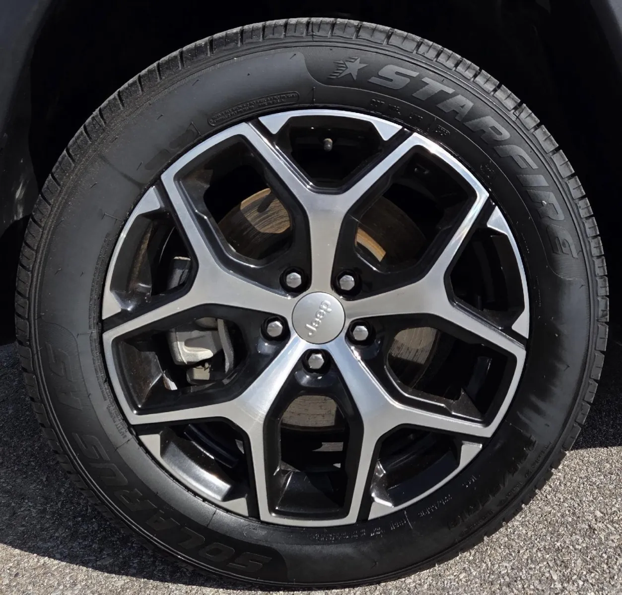 Jeep Compass photo 12