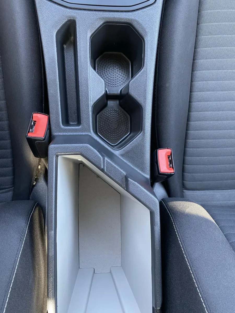 Volkswagen Jetta photo 21