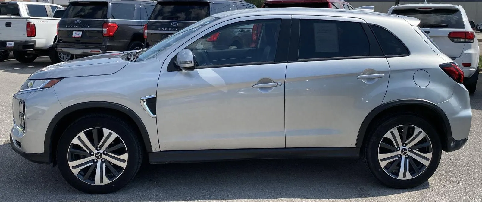 Mitsubishi Outlander Sport photo 5