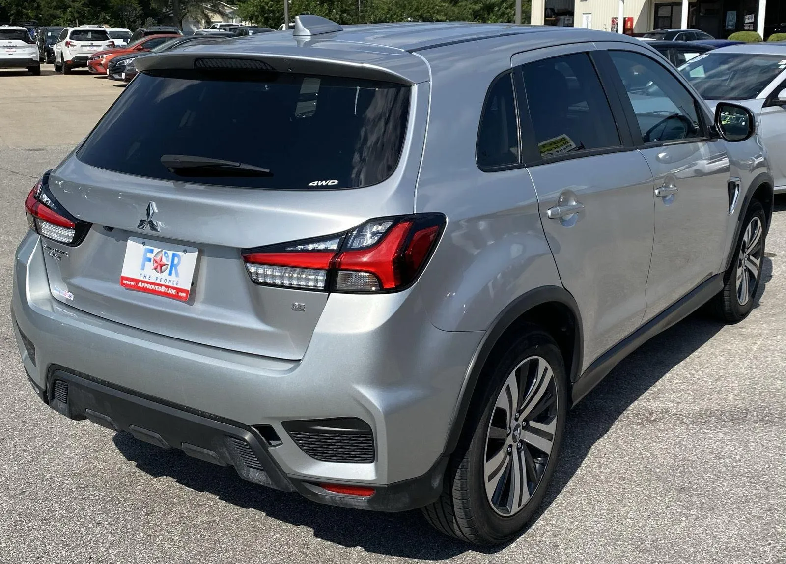 Mitsubishi Outlander Sport photo 7