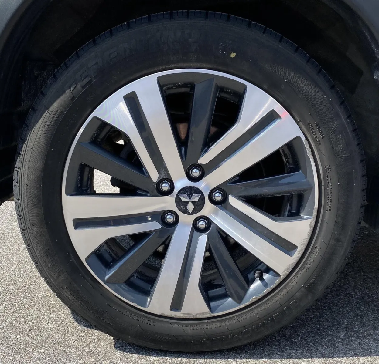 Mitsubishi Outlander Sport photo 12