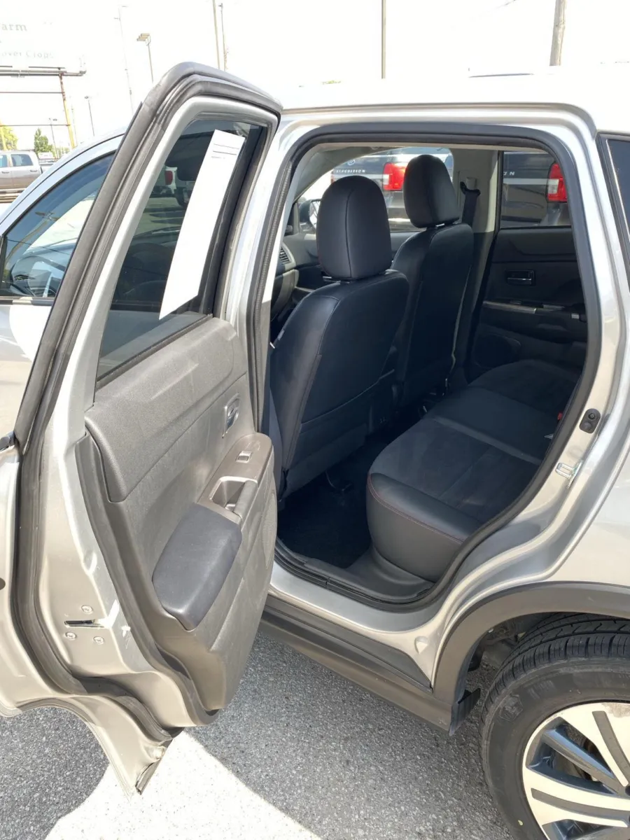 Mitsubishi Outlander Sport photo 15