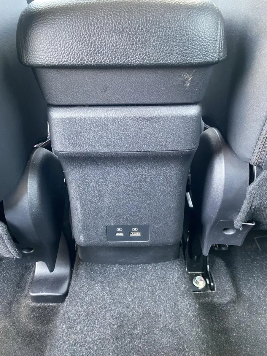 Mitsubishi Outlander Sport photo 17