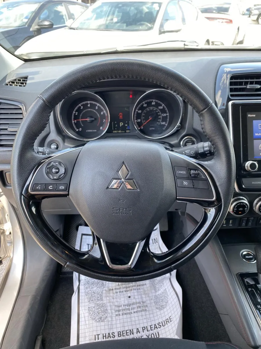 Mitsubishi Outlander Sport photo 19