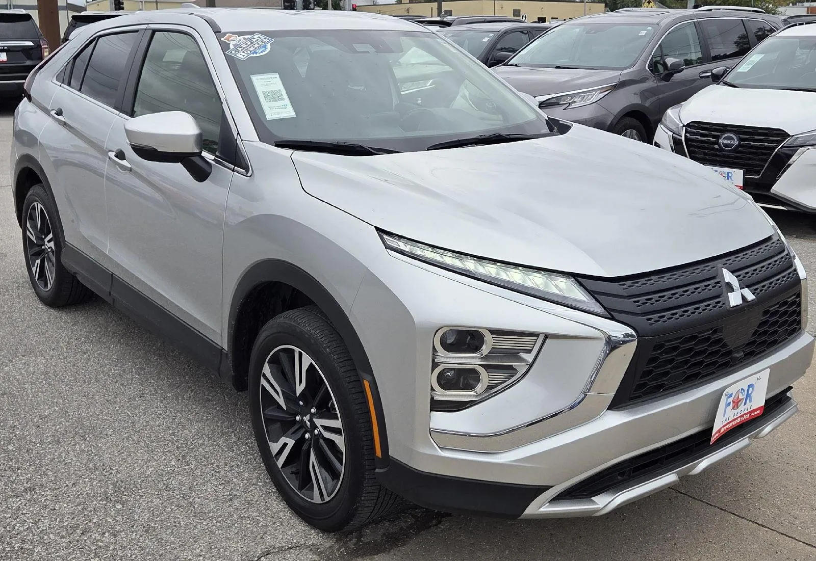 2025 Mitsubishi Eclipse Cross SE photo 2