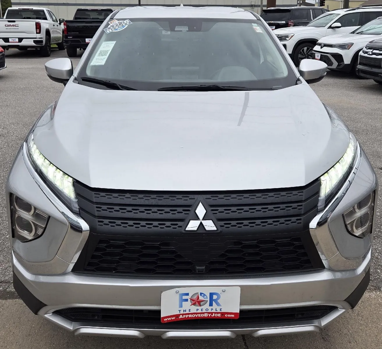 2025 Mitsubishi Eclipse Cross SE photo 3
