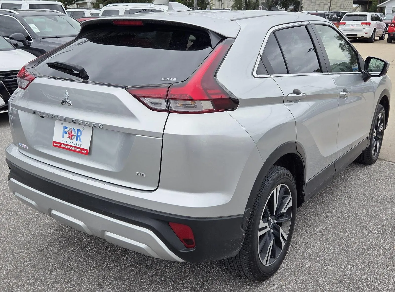 2025 Mitsubishi Eclipse Cross SE photo 8