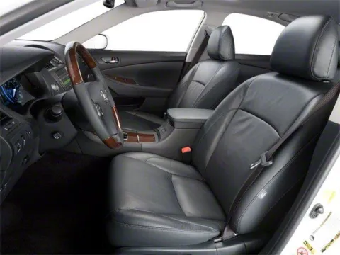 More photos of 2010 Lexus ES 350 at Capital City Motor Company, IA