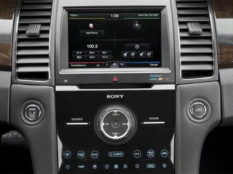 More photos of 2014 Ford Taurus SEL at Capital City Motor Company, IA