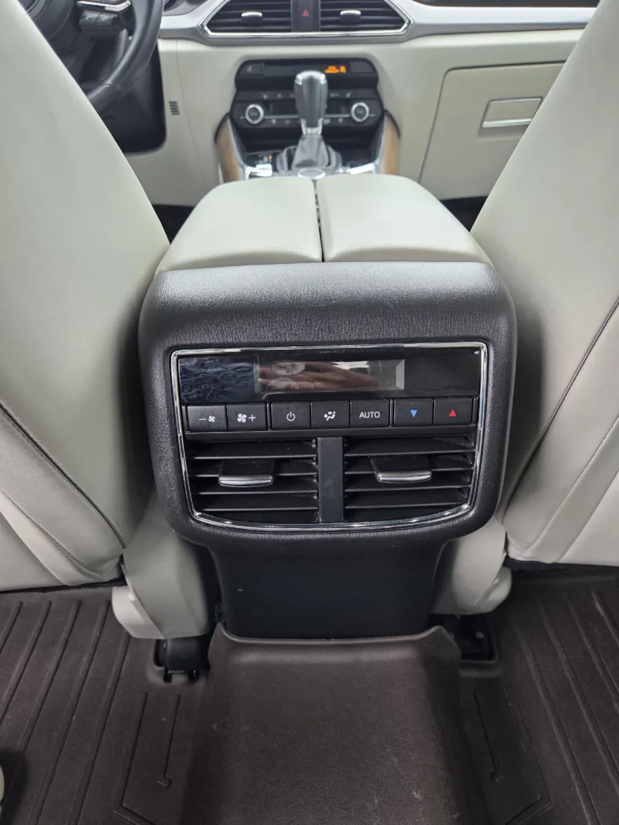 Mazda CX-9 photo 18