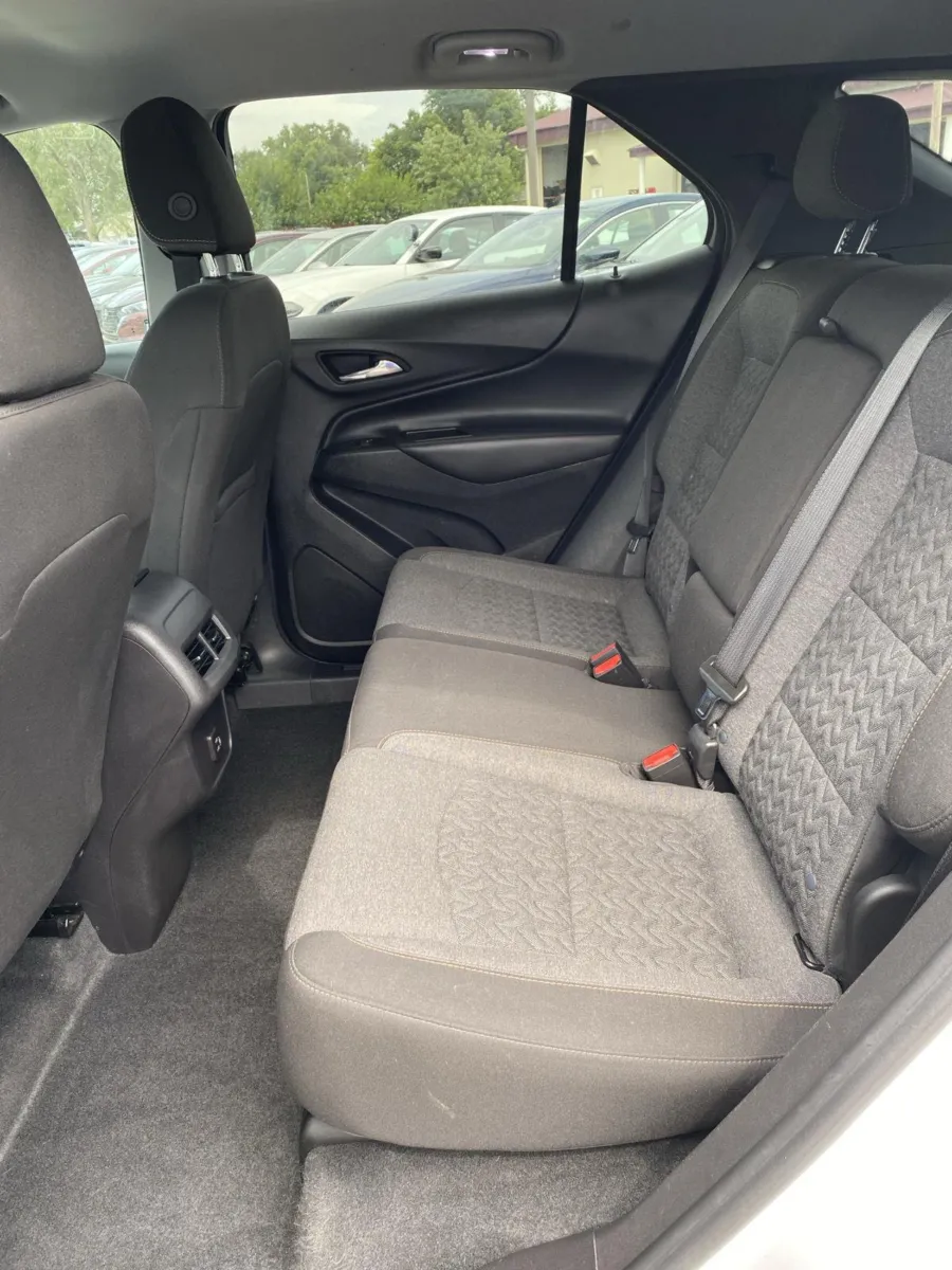 Chevrolet Equinox photo 15