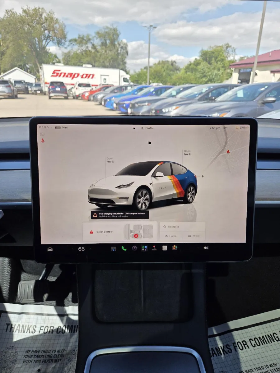 Tesla Model Y photo 20