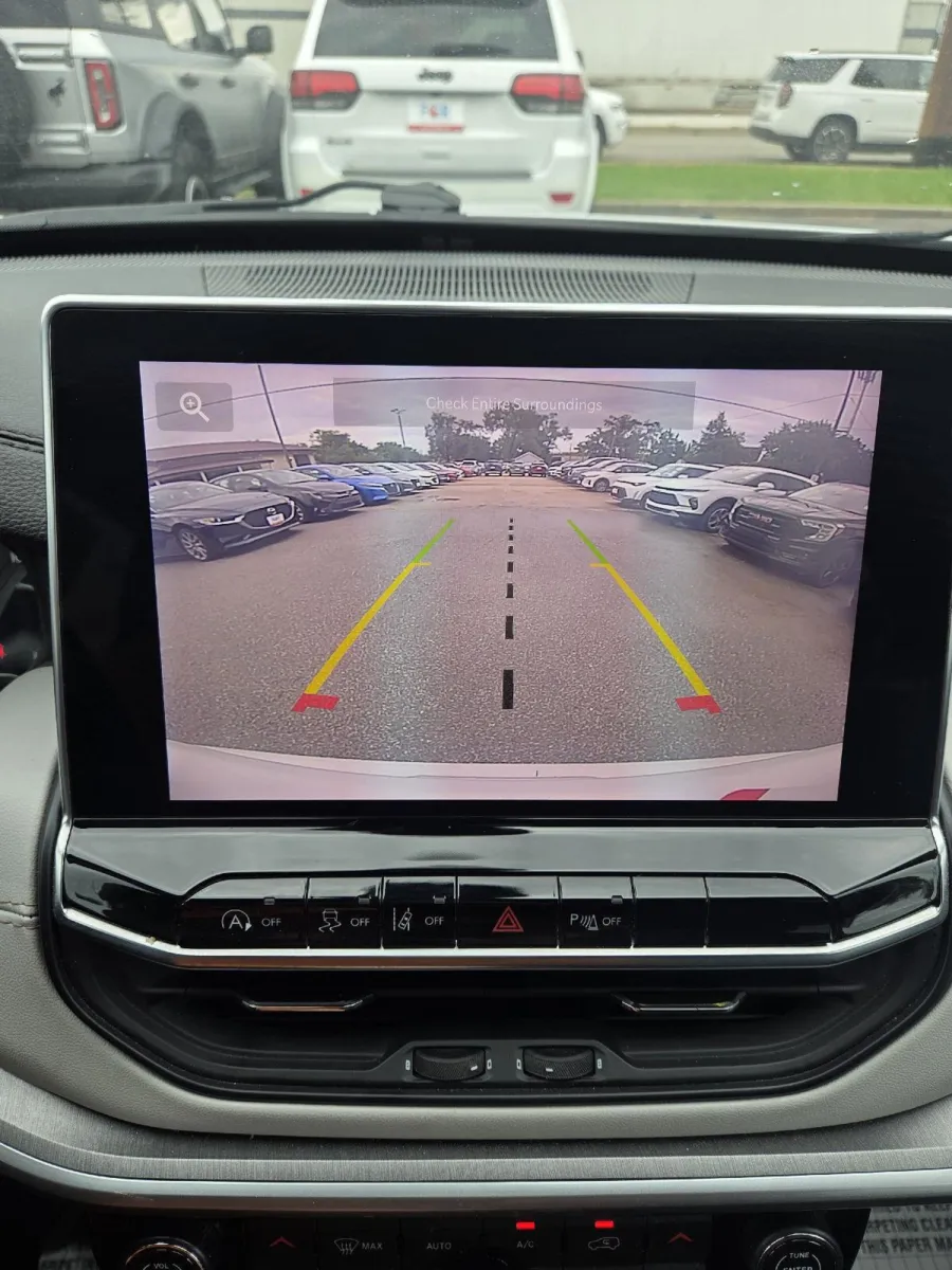 Jeep Compass photo 22