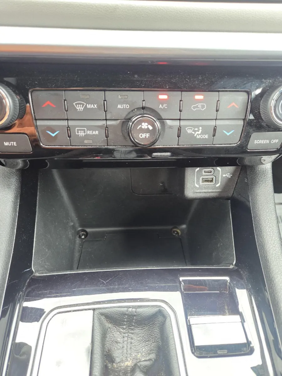 Jeep Compass photo 24