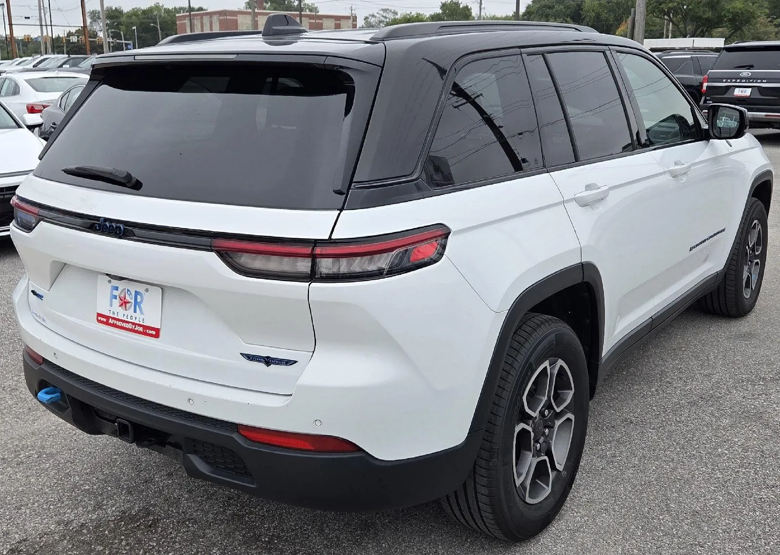 Jeep Grand Cherokee photo 7