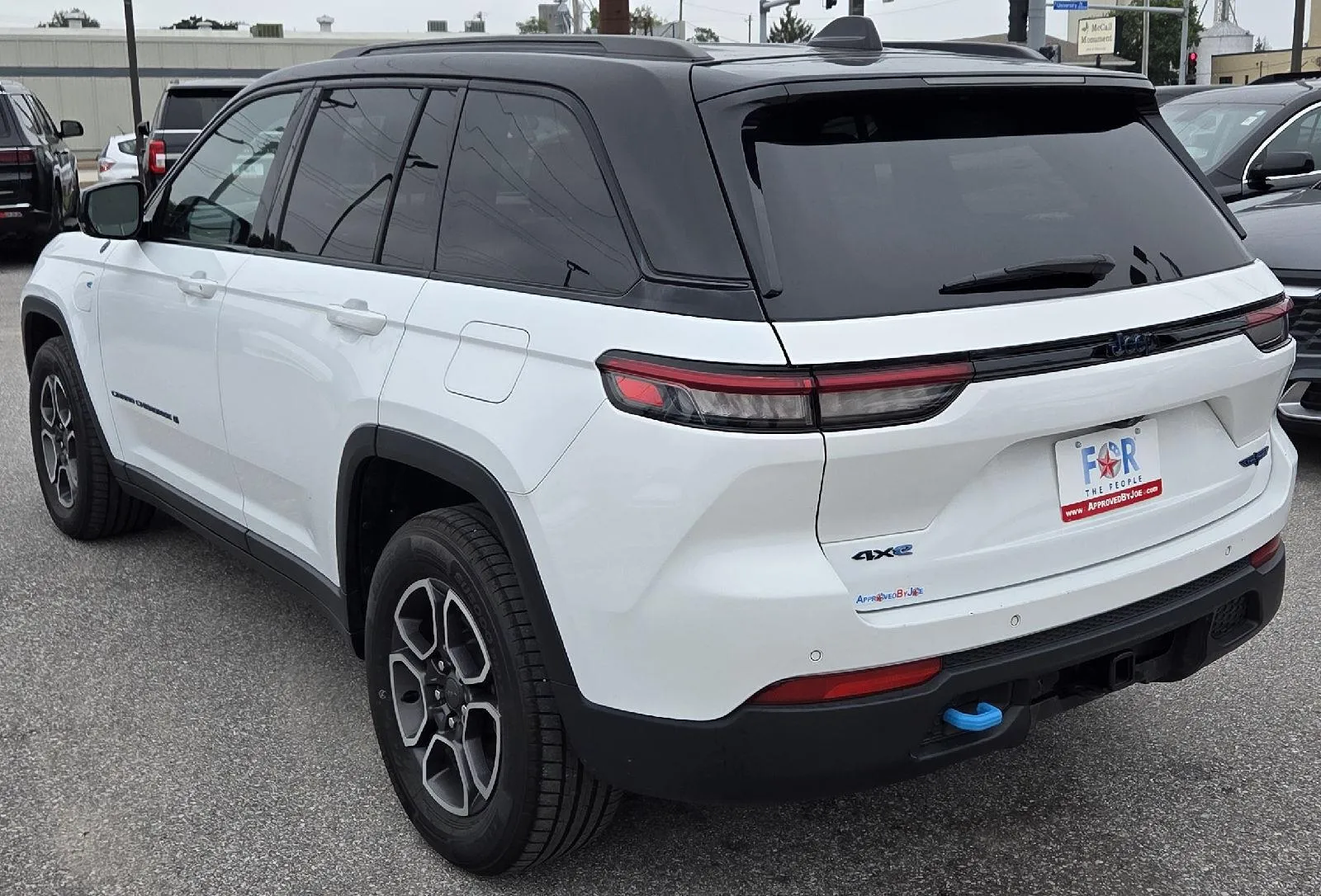 Jeep Grand Cherokee photo 8