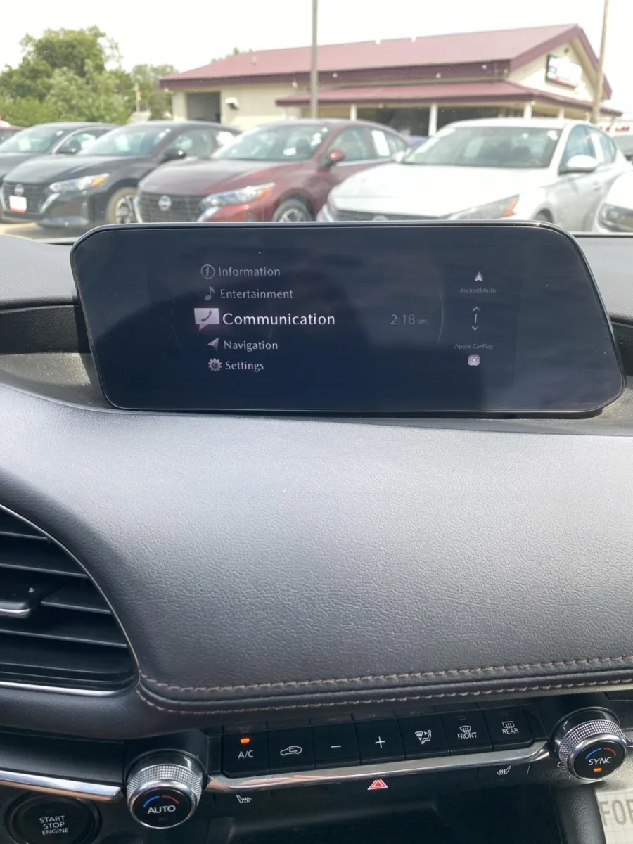 Mazda Mazda3 photo 18