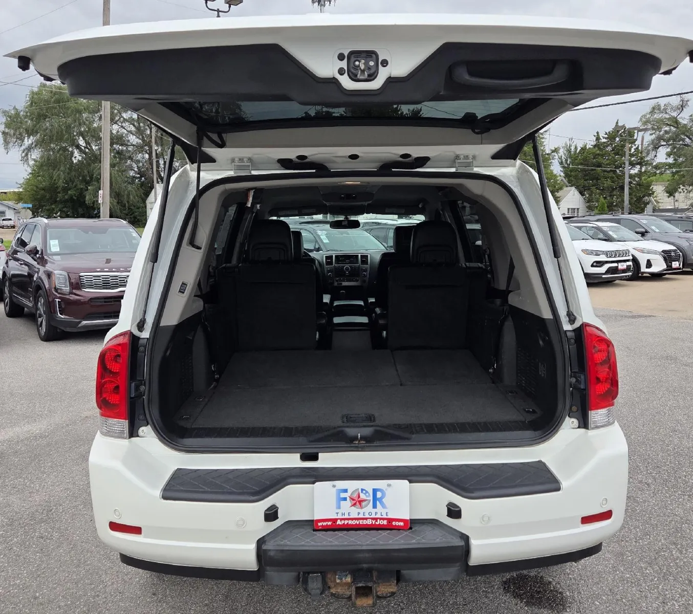 Nissan Armada photo 10