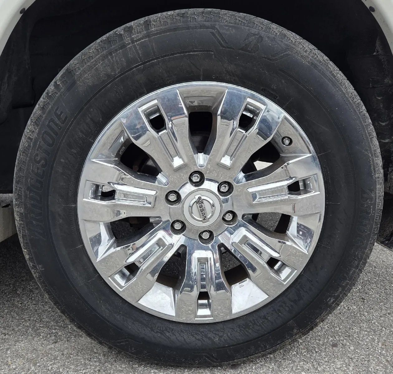 Nissan Armada photo 12