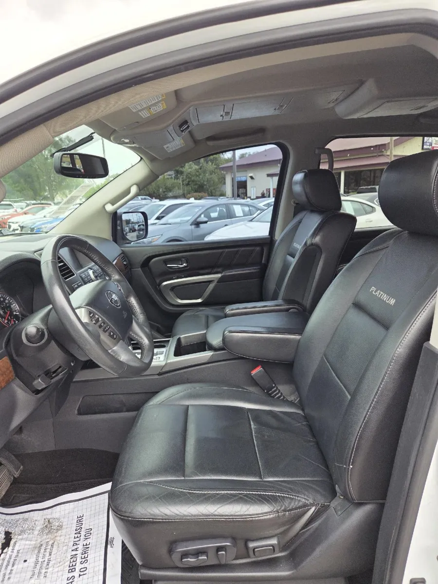 Nissan Armada photo 14