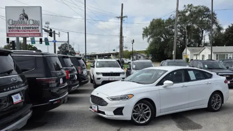 White 2020 Ford Fusion SEL for sale in Des Moines, IA