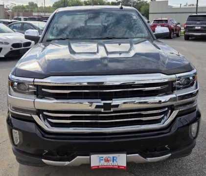 Another view of 2018 Chevrolet Silverado 1500 High Country for sale in Des Moines, IA at Capital City Motor Company