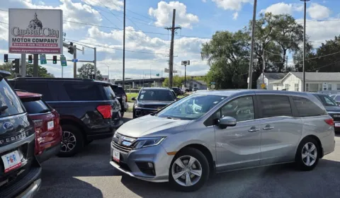 Silver 2018 Honda Odyssey EX-L for sale in Des Moines, IA