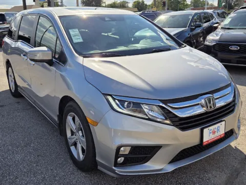 Photos of 2018 Honda Odyssey EX-L for sale in Des Moines, IA at Capital City Motor Company