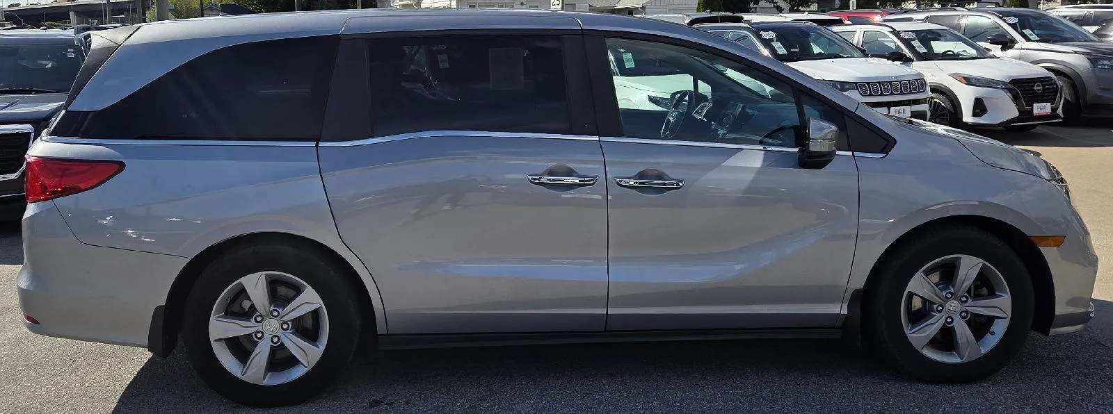 Honda Odyssey photo 6