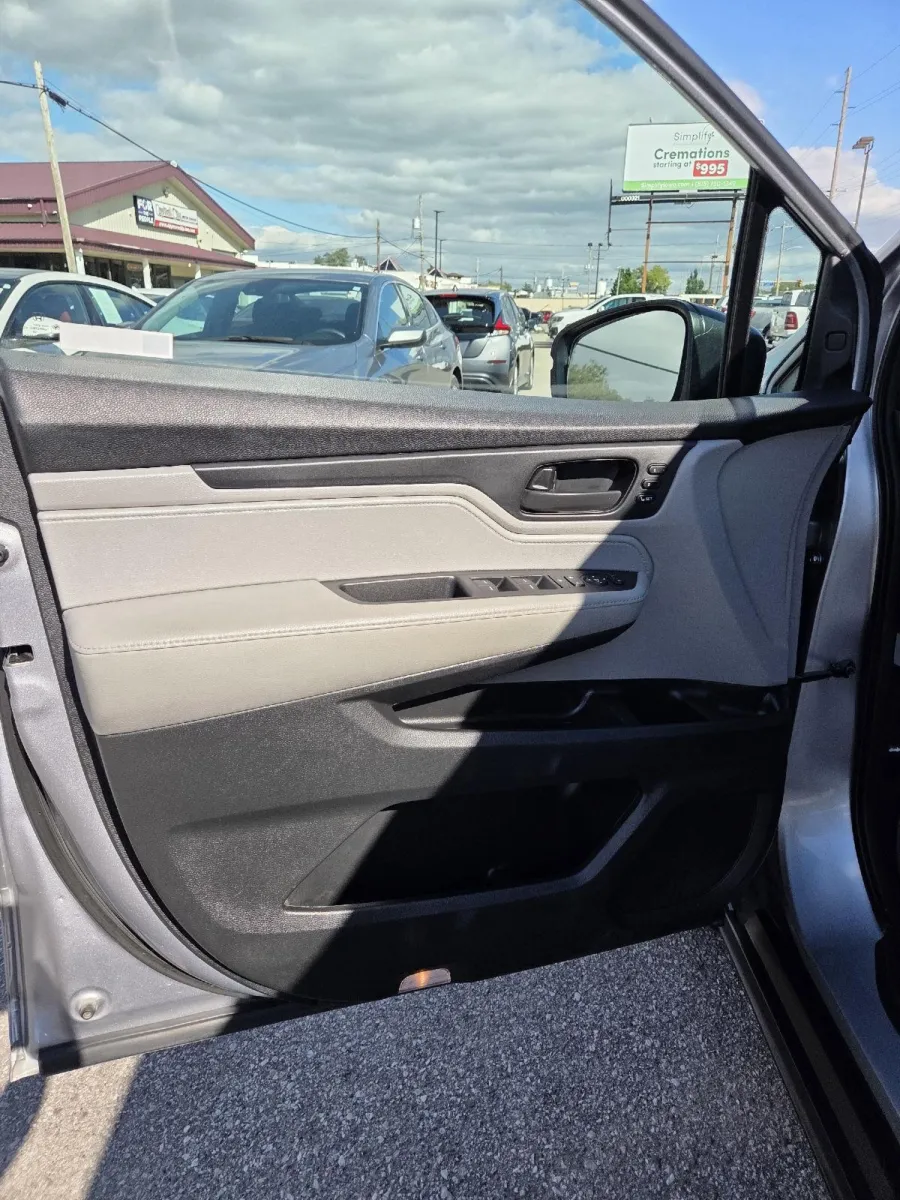 Honda Odyssey photo 15