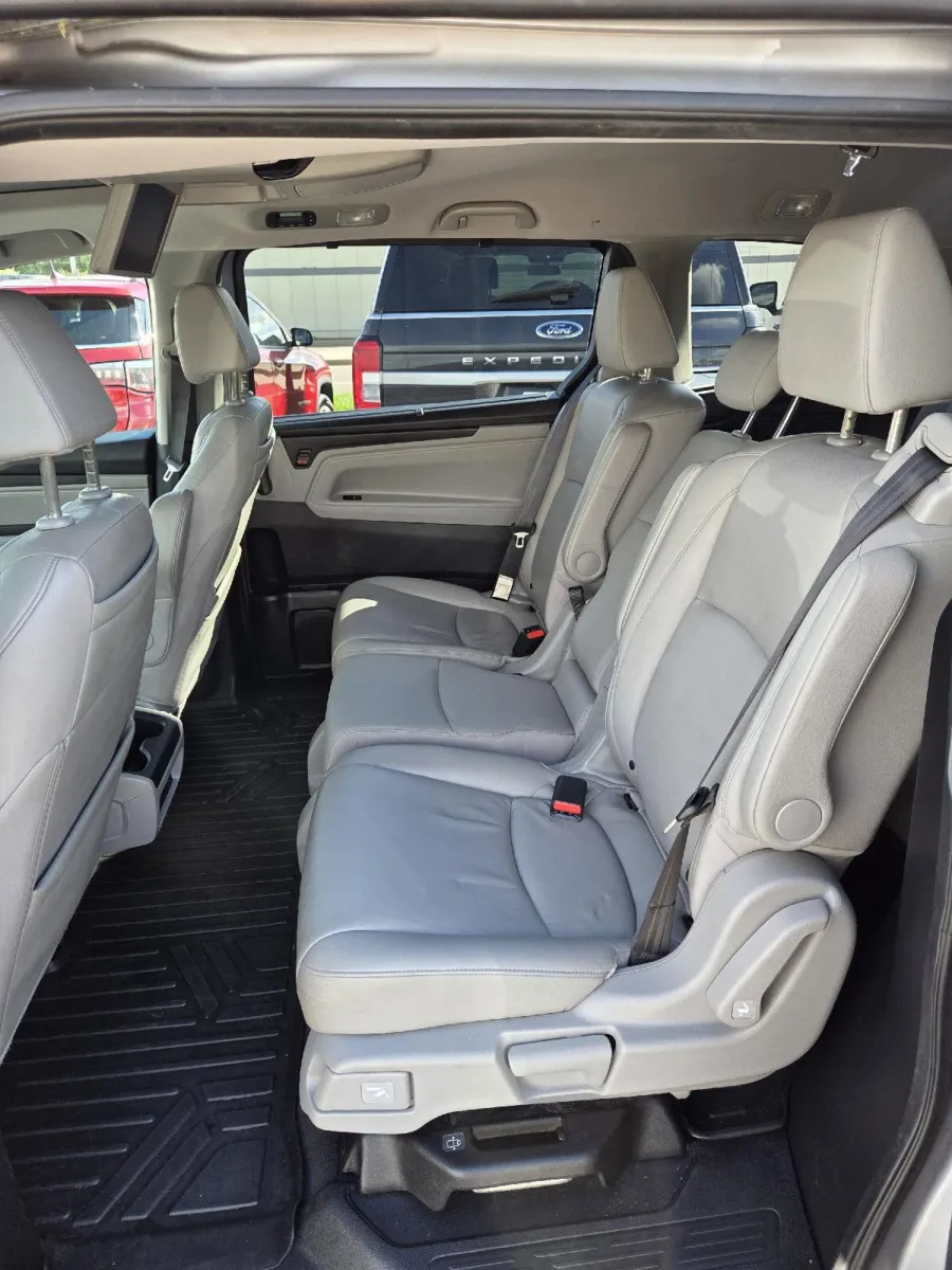Honda Odyssey photo 16