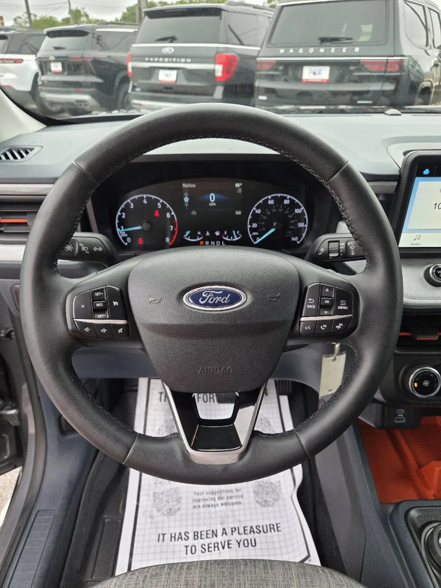 Ford Maverick photo 17