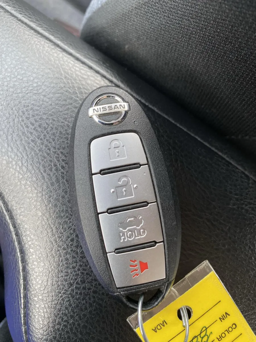 Nissan Versa photo 25