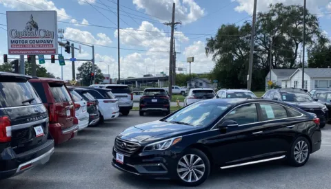 Black 2017 Hyundai Sonata Sport for sale in Des Moines, IA