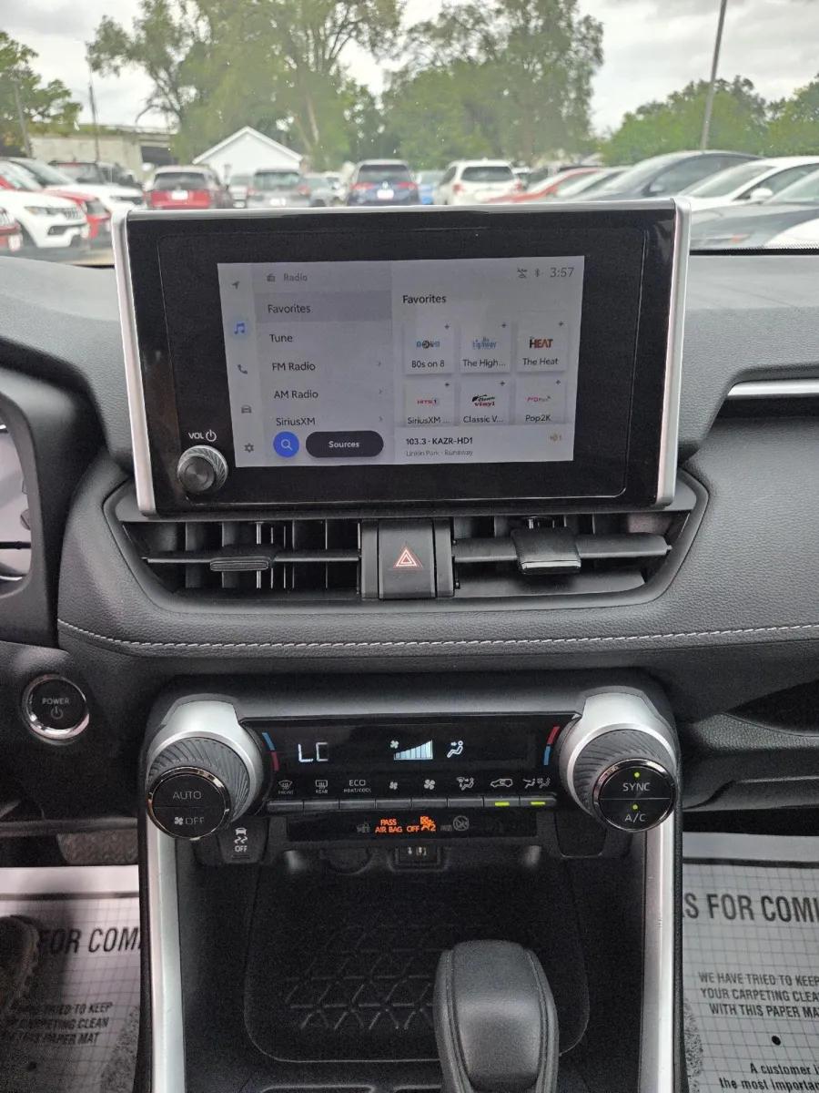 Toyota RAV4 photo 20
