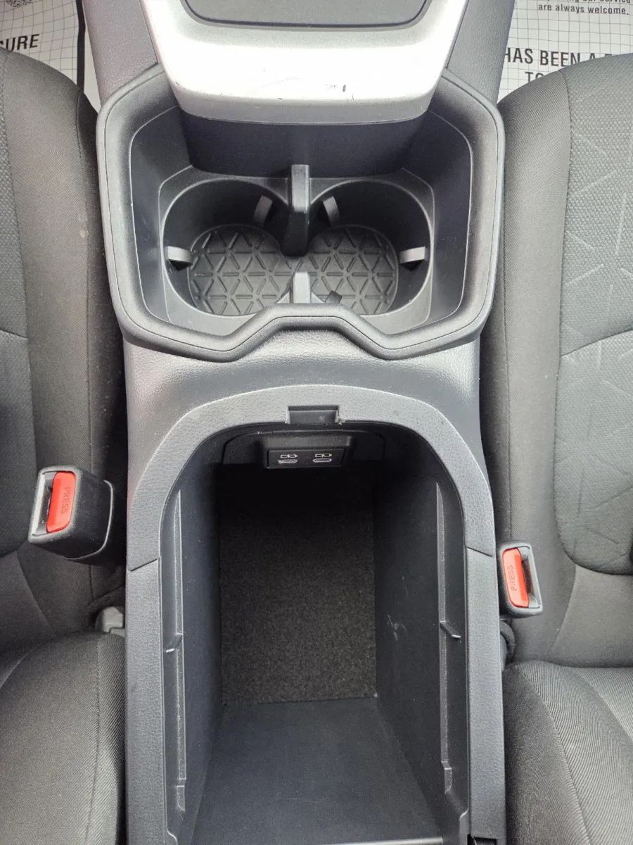 Toyota RAV4 photo 22