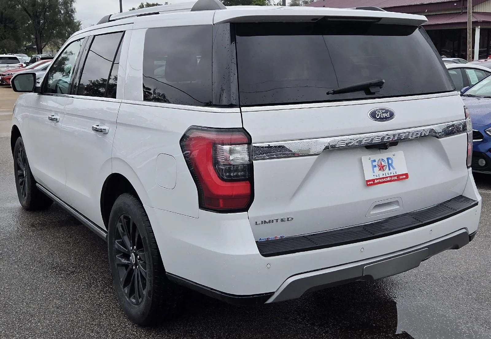 Ford Expedition photo 8